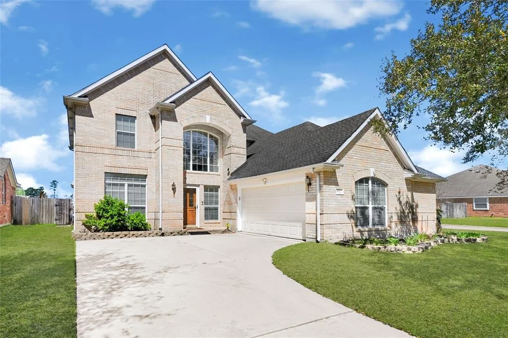 Unit for sale at 9902 Edgewood Manor Court, Tomball, TX 77375