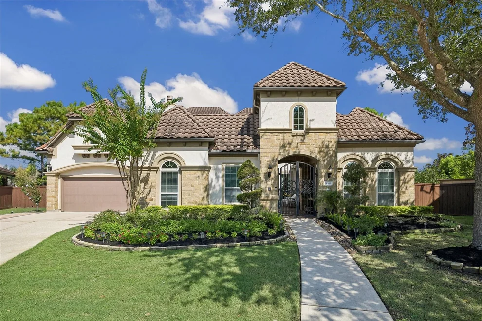 Unit for sale at 4806 Beamer Creek Court, Sugar Land, TX 77479