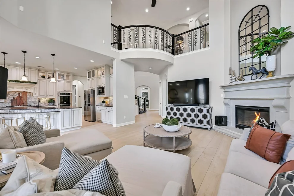 Unit for sale at 2204 Stillhouse Hollow Lane, Friendswood, TX 77546