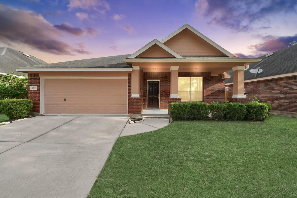 Unit for sale at 19122 Mission Manor Lane, Richmond, TX 77407