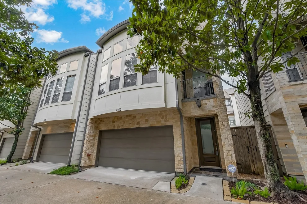 Unit for sale at 2915 Pease Street, Houston, TX 77003