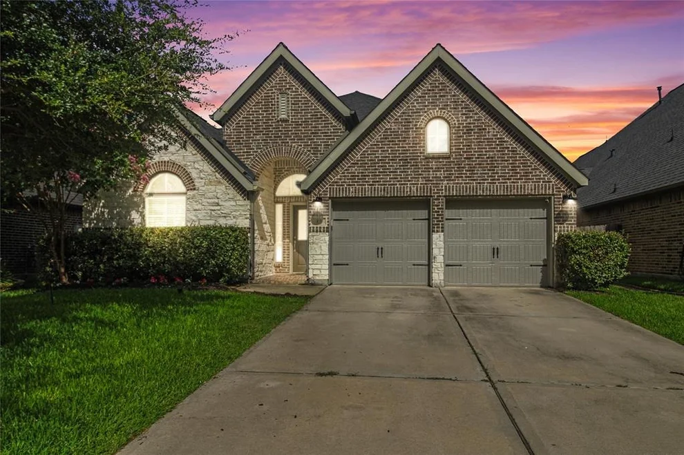 Unit for sale at 15 Eden Hollow Lane, Richmond, TX 77406