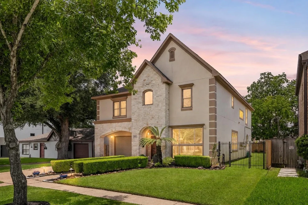 Unit for sale at 4817 Beech Street, Bellaire, TX 77401