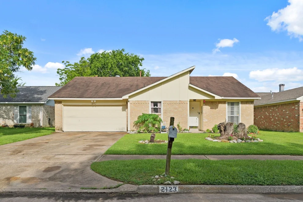 Unit for sale at 2123 Wigmaker Drive, Katy, TX 77493