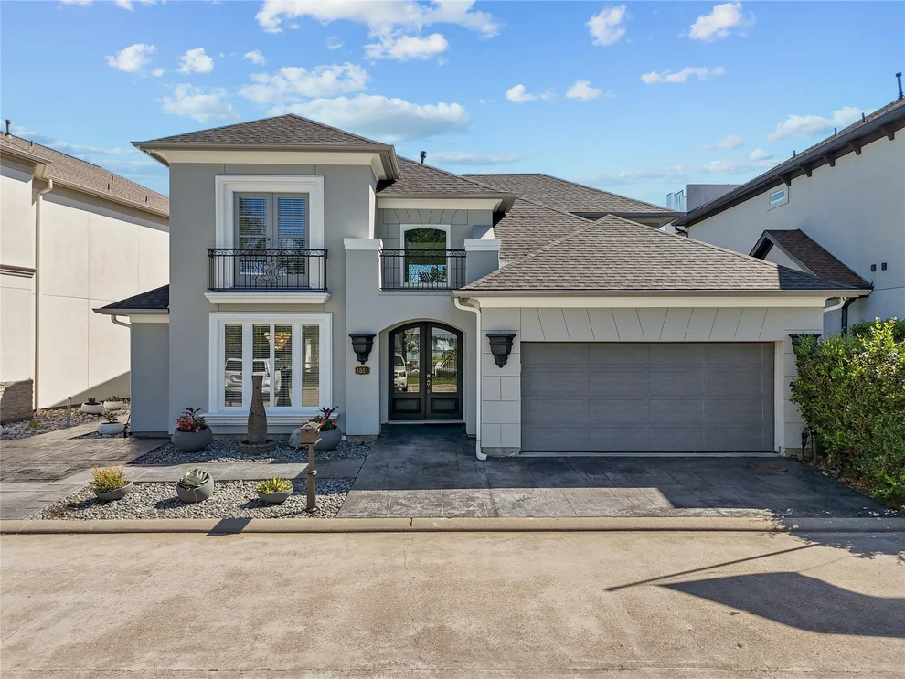 Unit for sale at 1511 Waterside Drive, League City, TX 77573
