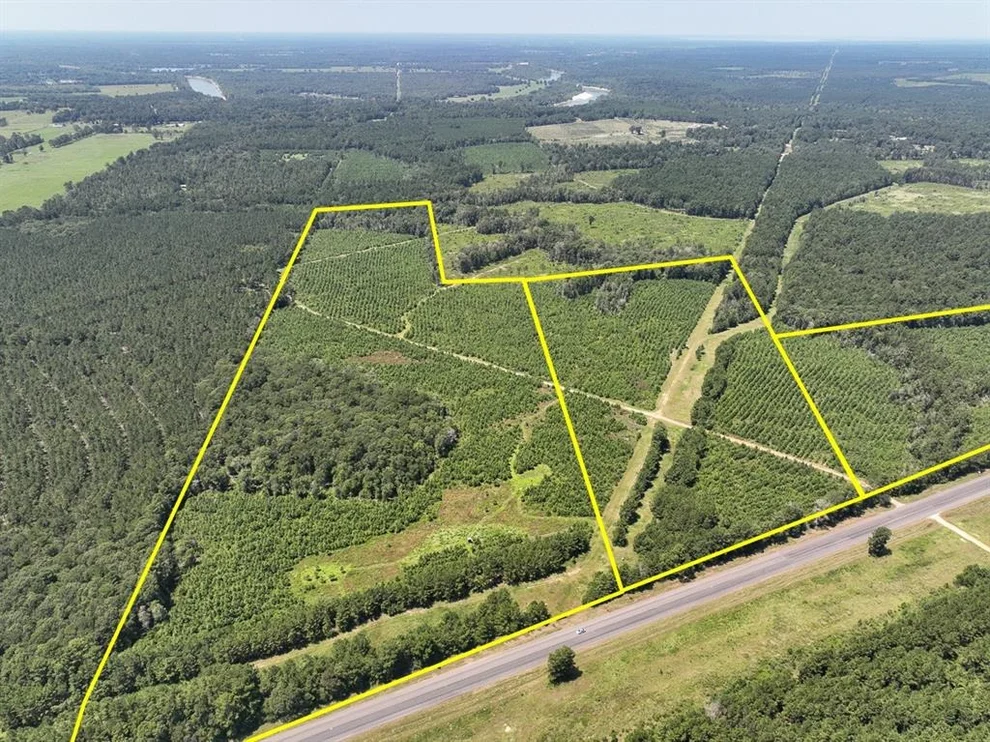 Unit for sale at 5 Highway 146, Ace, TX 77351