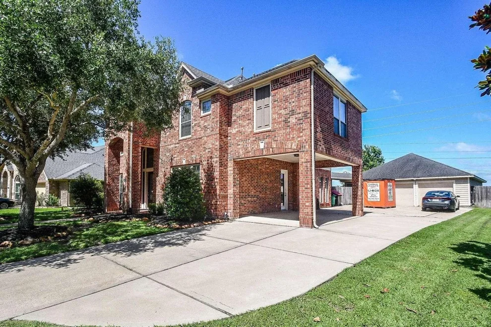 Unit for sale at 7503 Shadow Terrace Lane, Richmond, TX 77407