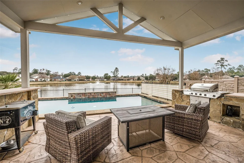 Unit for sale at 9206 Water Front Court, Magnolia, TX 77354