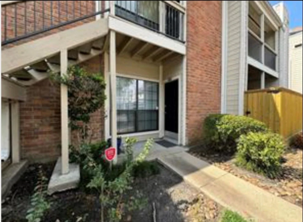 Unit for sale at 2001 Bering Drive, Houston, TX 77057