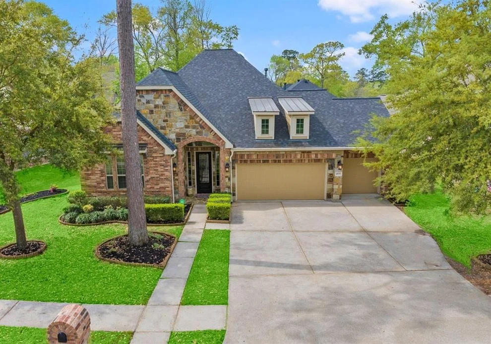 Unit for sale at 4833 Bayou St John, Conroe, TX 77304