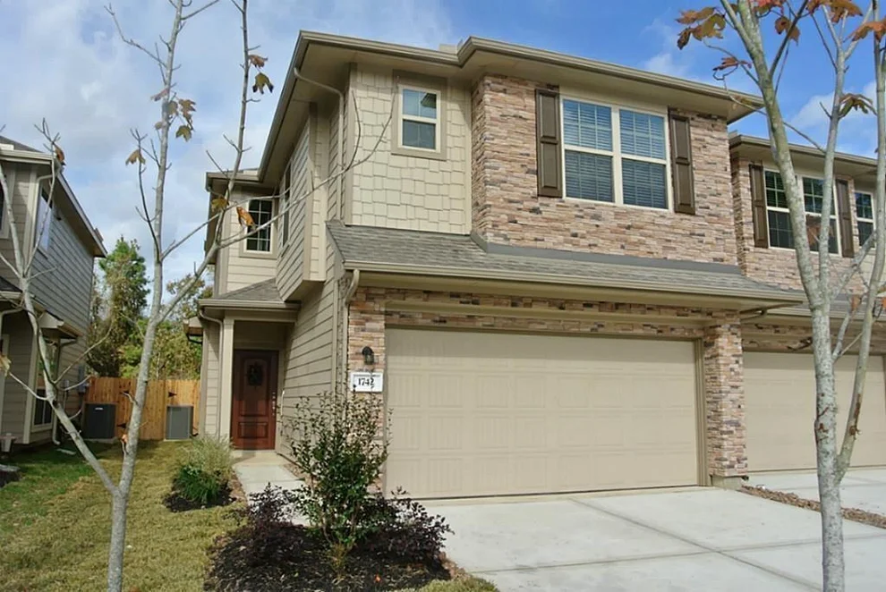 Unit for sale at 1742 Parkside Shores Lane, Crosby, TX 77532