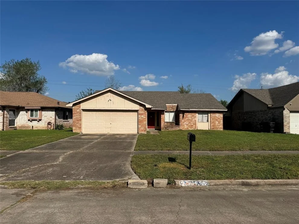 Unit for sale at 15043 Four Winds Drive, Missouri City, TX 77489