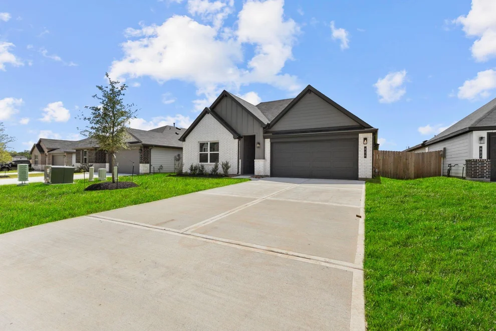 Unit for sale at 806 Merit Badge Court, Conroe, TX 77303