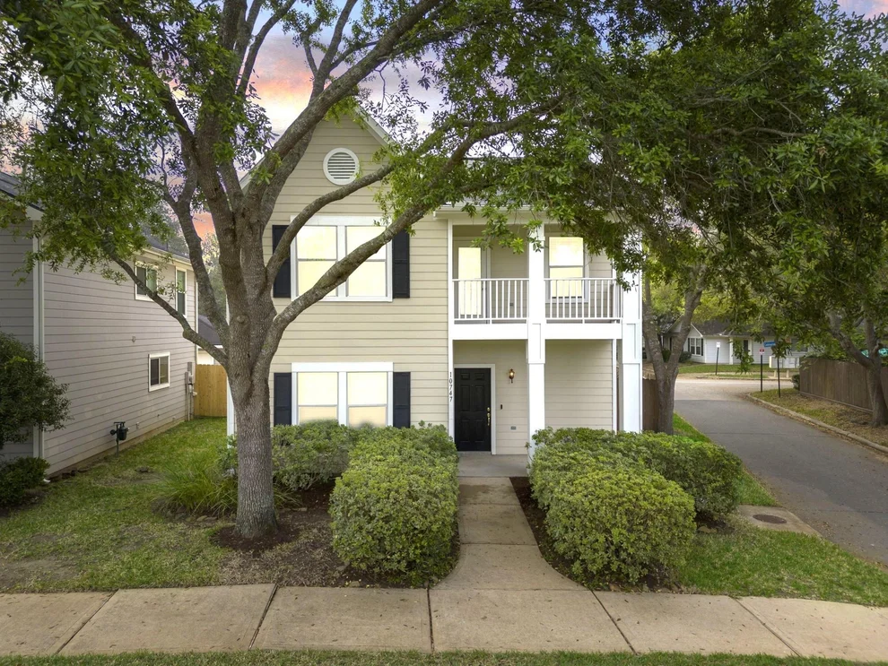 Unit for sale at 10747 Cobblecreek Way, Missouri City, TX 77459