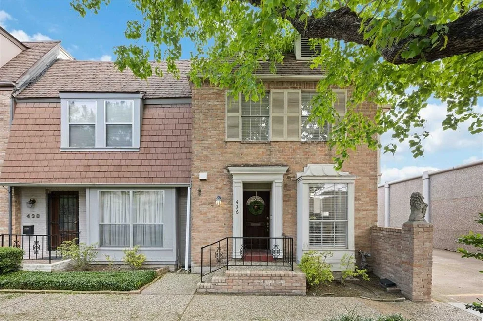 Unit for sale at 436 N Post Oak Lane, Houston, TX 77024