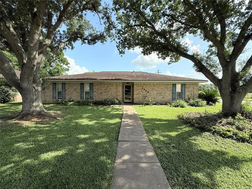 Unit for sale at 3475 Glen Haven Drive, Bay City, TX 77414