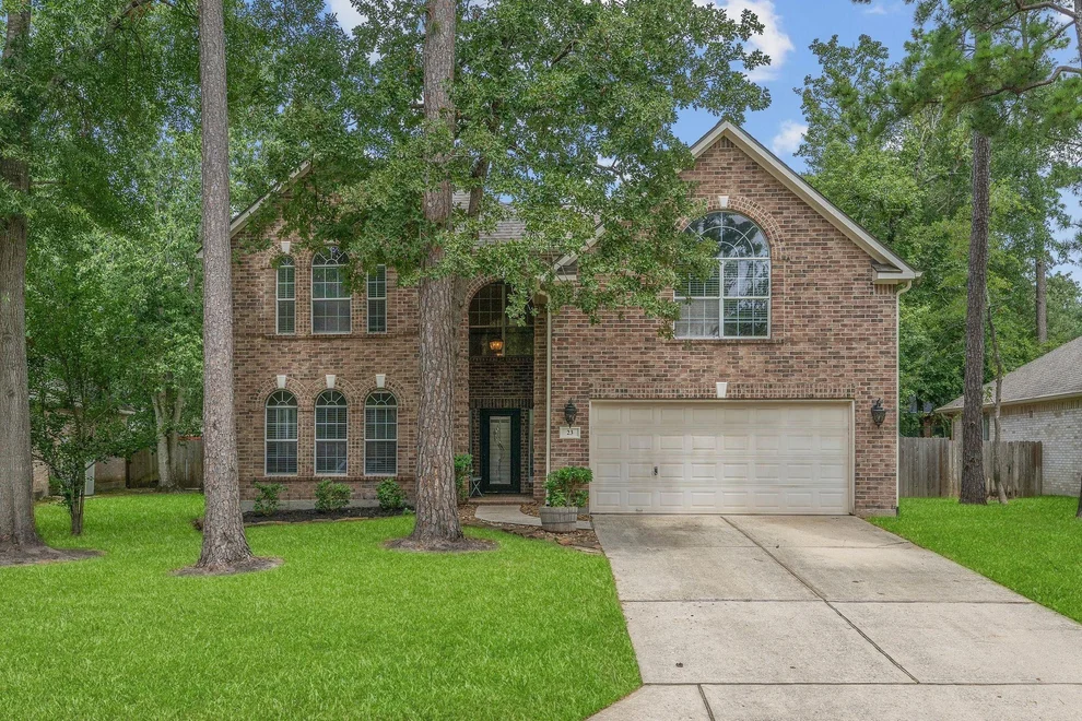 Unit for sale at 23 Murmuring Creek Place, The Woodlands, TX 77385
