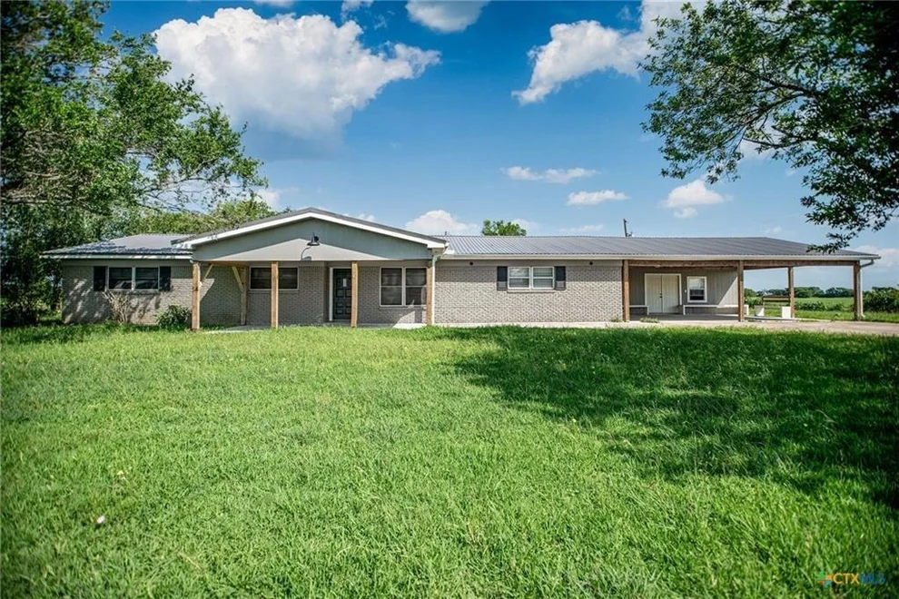 Unit for sale at 248 Park Road, Port Lavaca, TX 77979