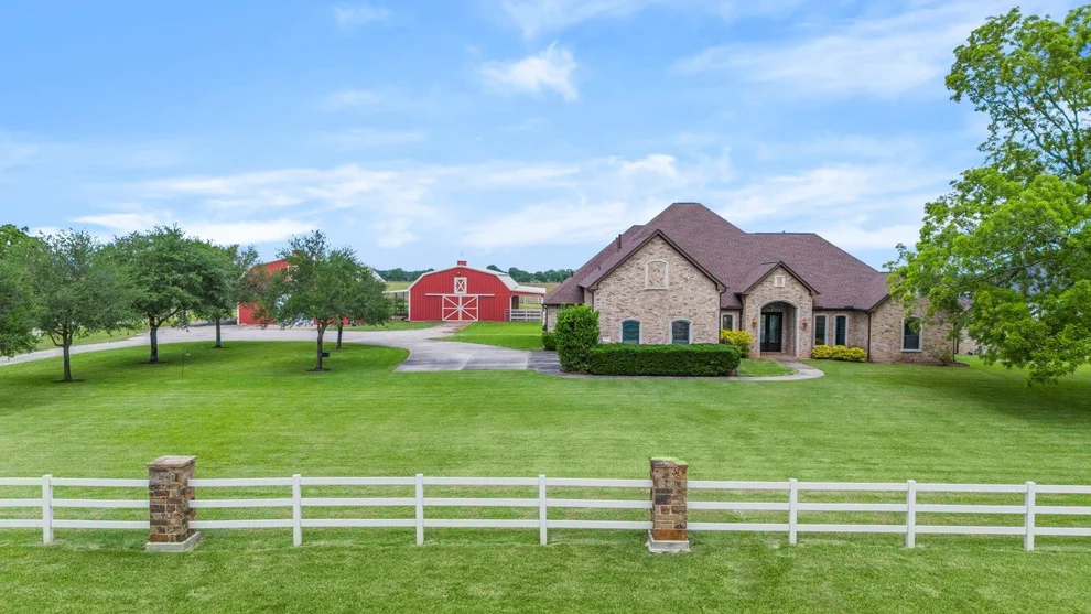 Unit for sale at 9103 Jeske Road, Needville, TX 77461
