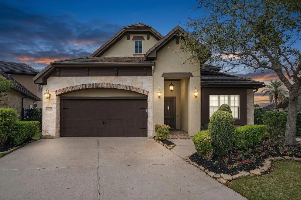 Unit for sale at 5127 Wheaton Park Drive, Sugar Land, TX 77479