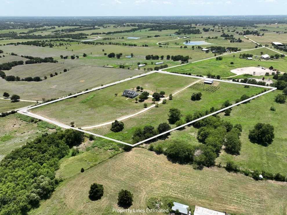 Unit for sale at 4305 Boggy Creek Road, Brenham, TX 77833