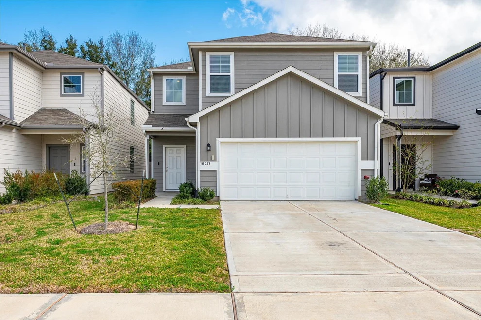 Unit for sale at 10243 Gates Mill Road, Houston, TX 77034