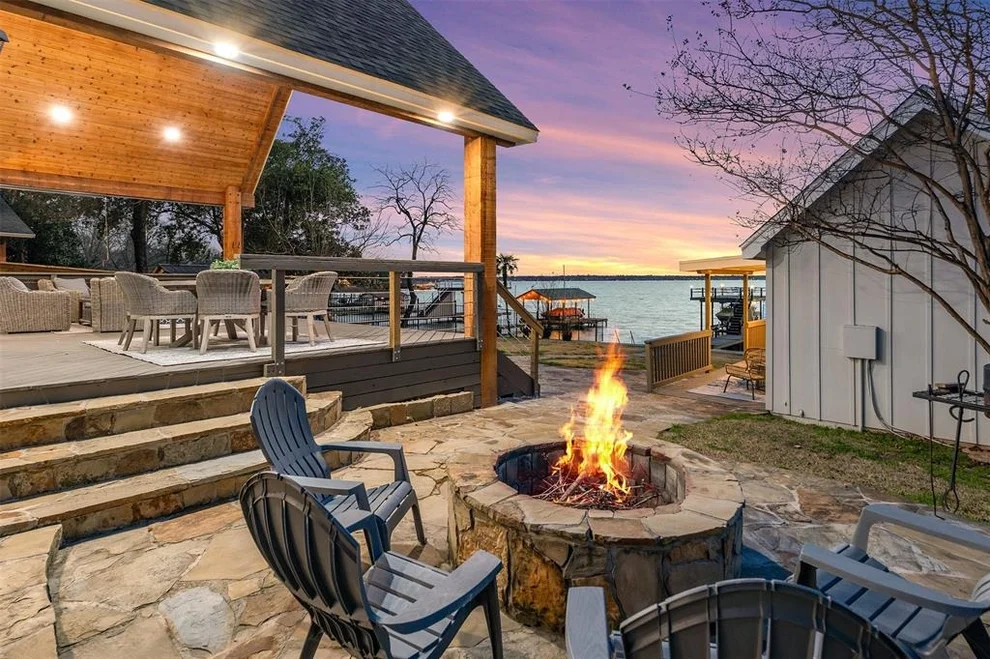 Unit for sale at 175 Autumn Wood Trail, Gun Barrel City, TX 75156