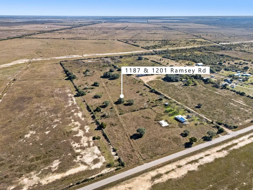 Unit for sale at 1187 & 1201 Ramsey Road, Alleyton, TX 78935