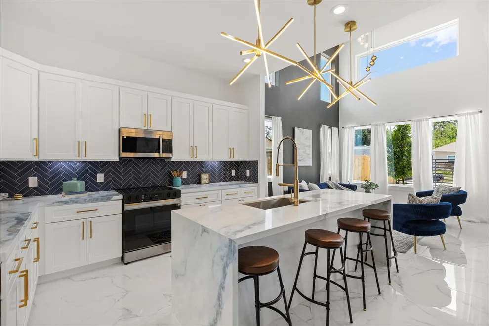 Unit for sale at 7323 Bastogne Road, Houston, TX 77033