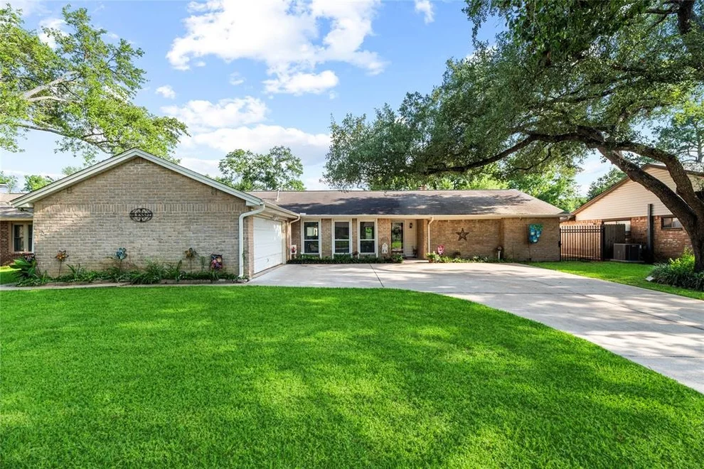Unit for sale at 12315 Aste Lane, Houston, TX 77065