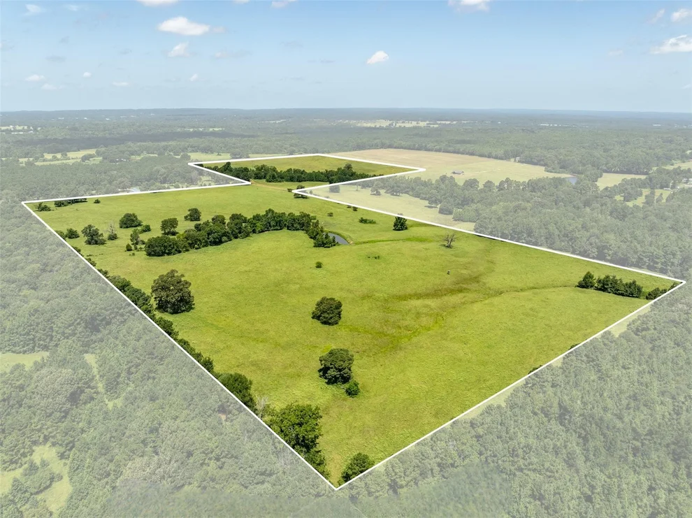 Unit for sale at 1044 Acr 379, Palestine, TX 75801