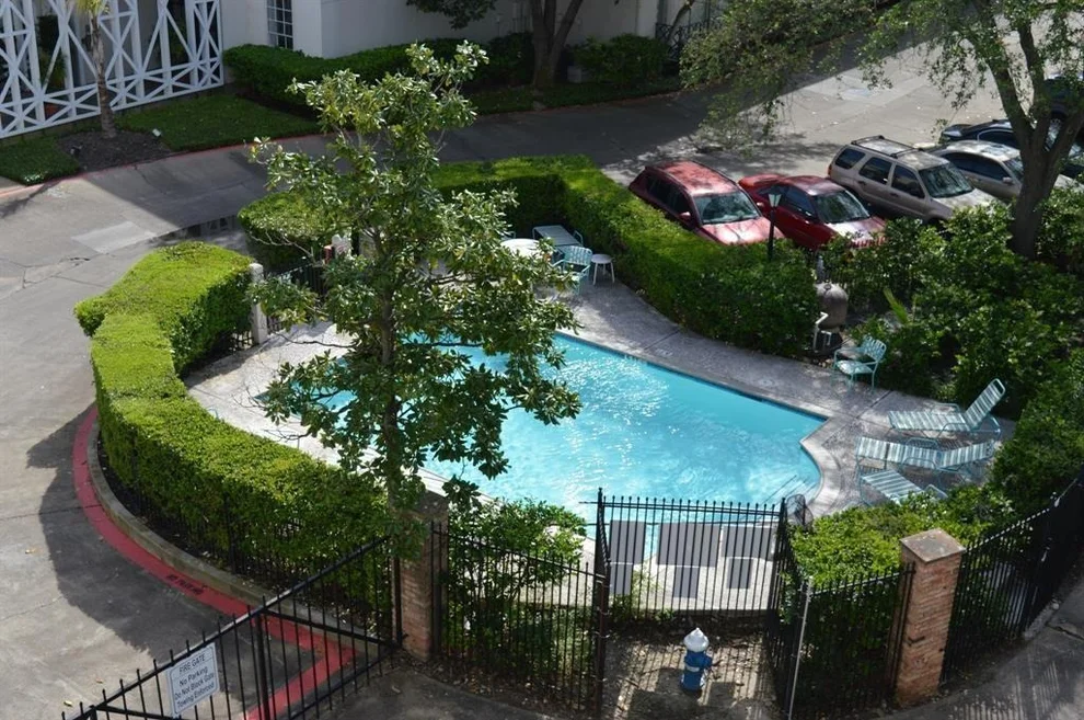 Unit for sale at 2333 Bering Drive, Houston, TX 77057