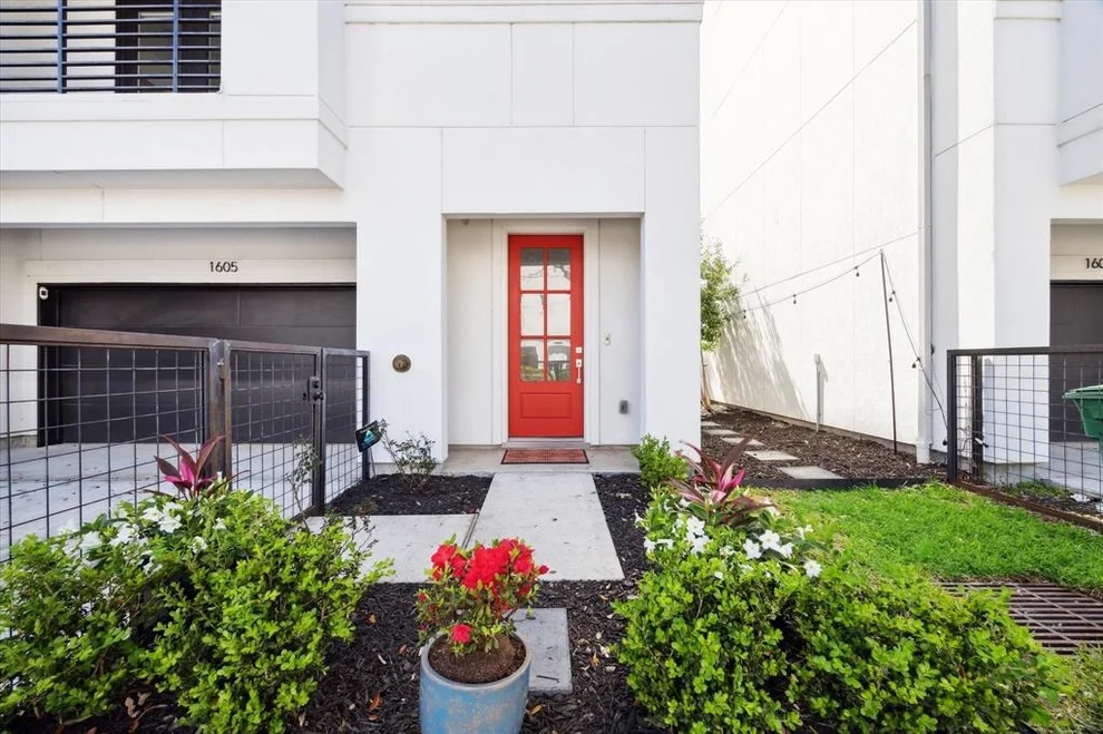 Unit for sale at 1605 Ovid Street, Houston, TX 77007