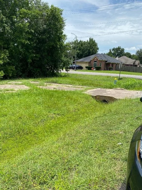 Unit for sale at 1121 Theresa Street, Houston, TX 77051