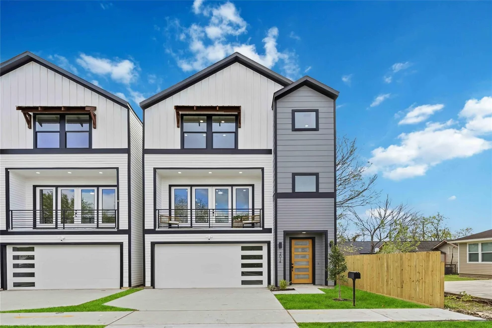 Unit for sale at 2012 Yates Street, Houston, TX 77020