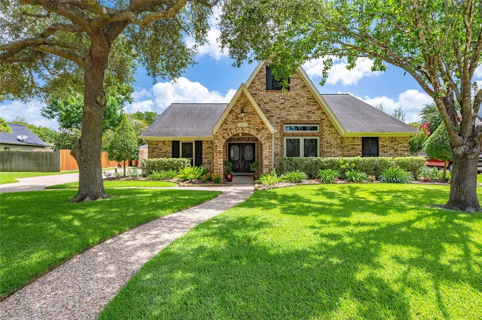 Unit for sale at 1603 White Wing Circle, Friendswood, TX 77546