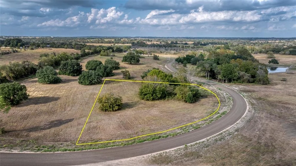 Unit for sale at 2 Orchard Oaks Lane, Brenham, TX 77833