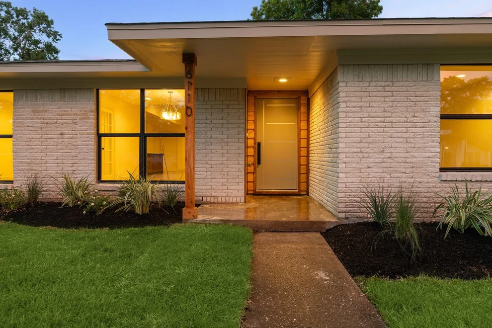 Unit for sale at 6110 Yarwell Drive, Houston, TX 77096