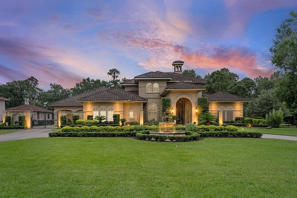 Unit for sale at 28427 Woodsons Lake Drive, Spring, TX 77386