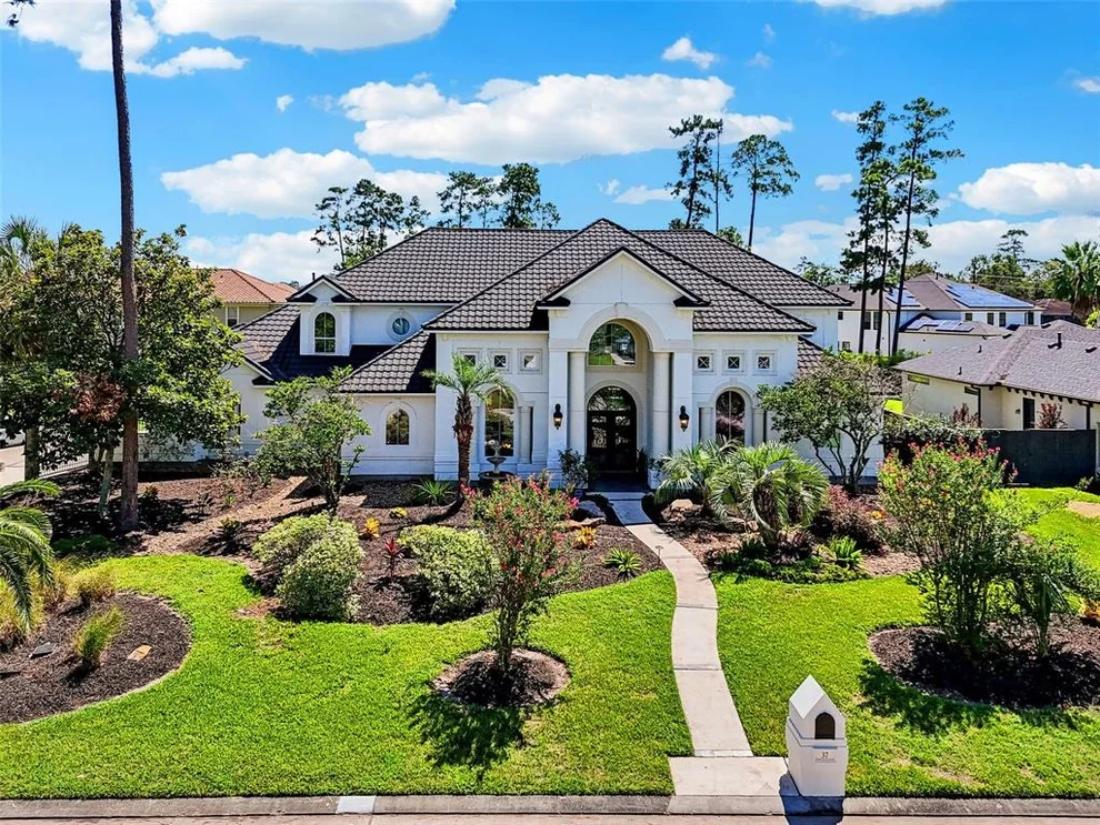 Unit for sale at 37 Kings Lake Estates Boulevard, Humble, TX 77346