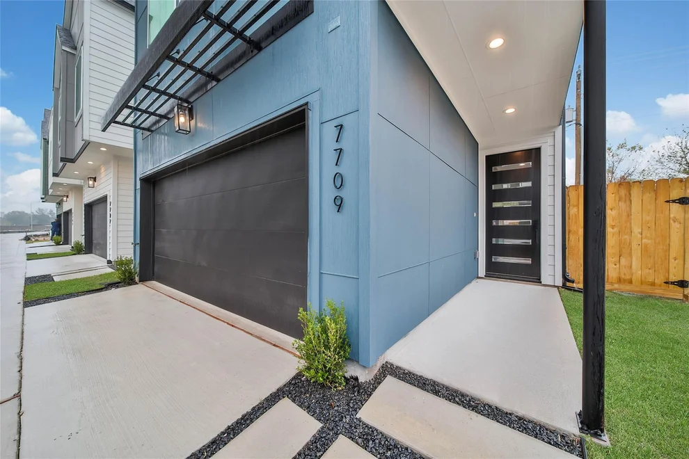 Unit for sale at 7709 Inwood Grove Lane, Houston, TX 77088