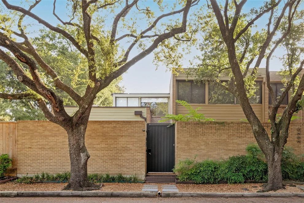 Unit for sale at 2823 Sackett Street, Houston, TX 77098