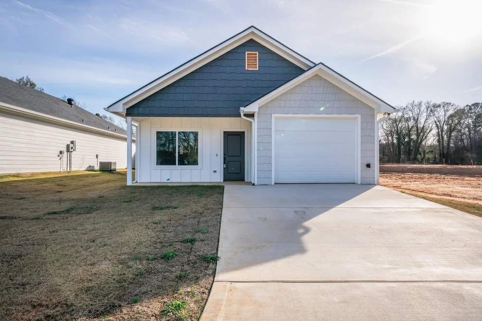 Unit for sale at 392 Alexander Street, Kilgore, TX 75662