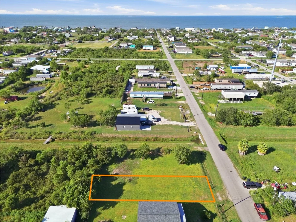 Unit for sale at LOTS 31-32 BLK 90 16th Street, San Leon, TX 77539