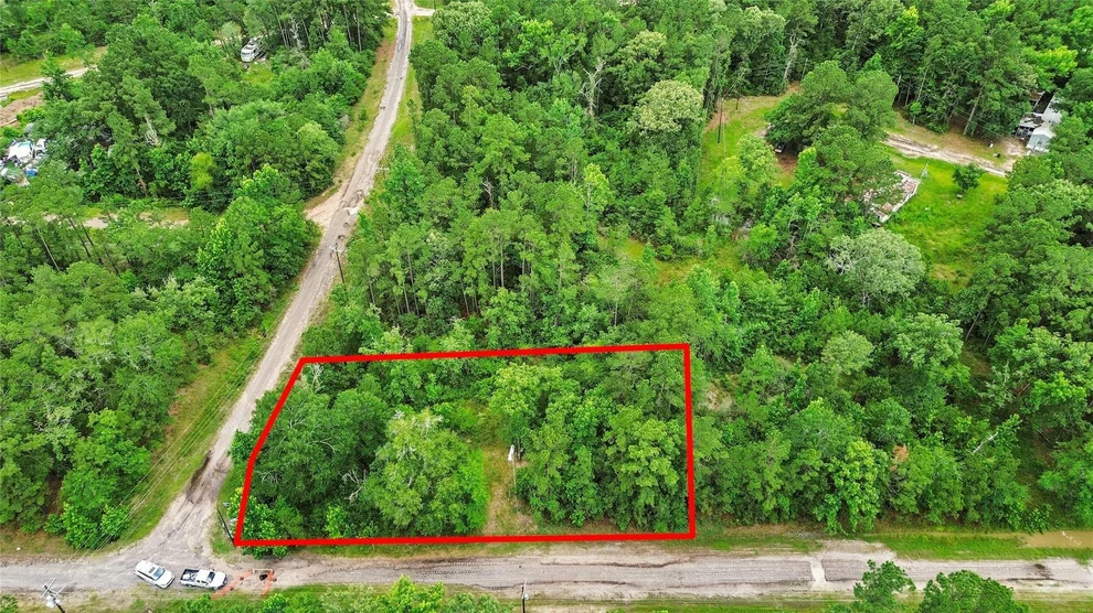 Unit for sale at 413 N Settlers Way, Trinity, TX 75862