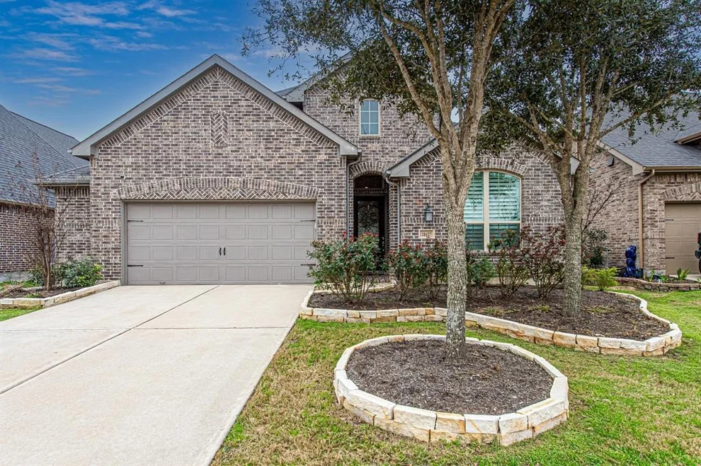 Unit for sale at 28427 Damon Creek Lane, Fulshear, TX 77441