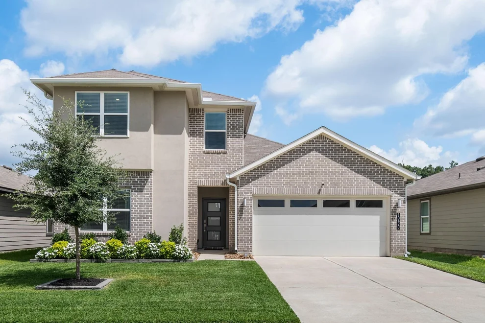 Unit for sale at 10420 Great Basin Lane, Conroe, TX 77384
