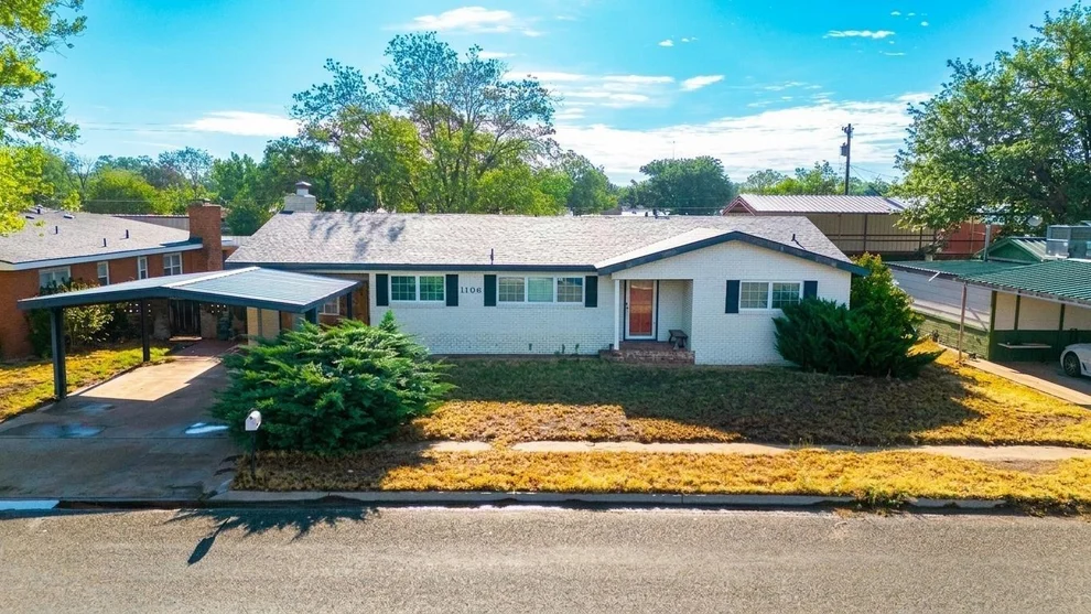 Unit for sale at 1106 N Avenue F, Denver City, TX 79323
