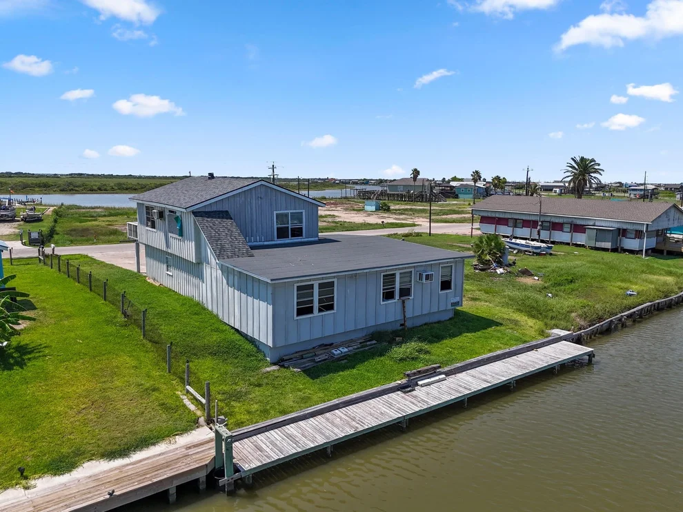 Unit for sale at 1087 County Road 201, Sargent, TX 77414