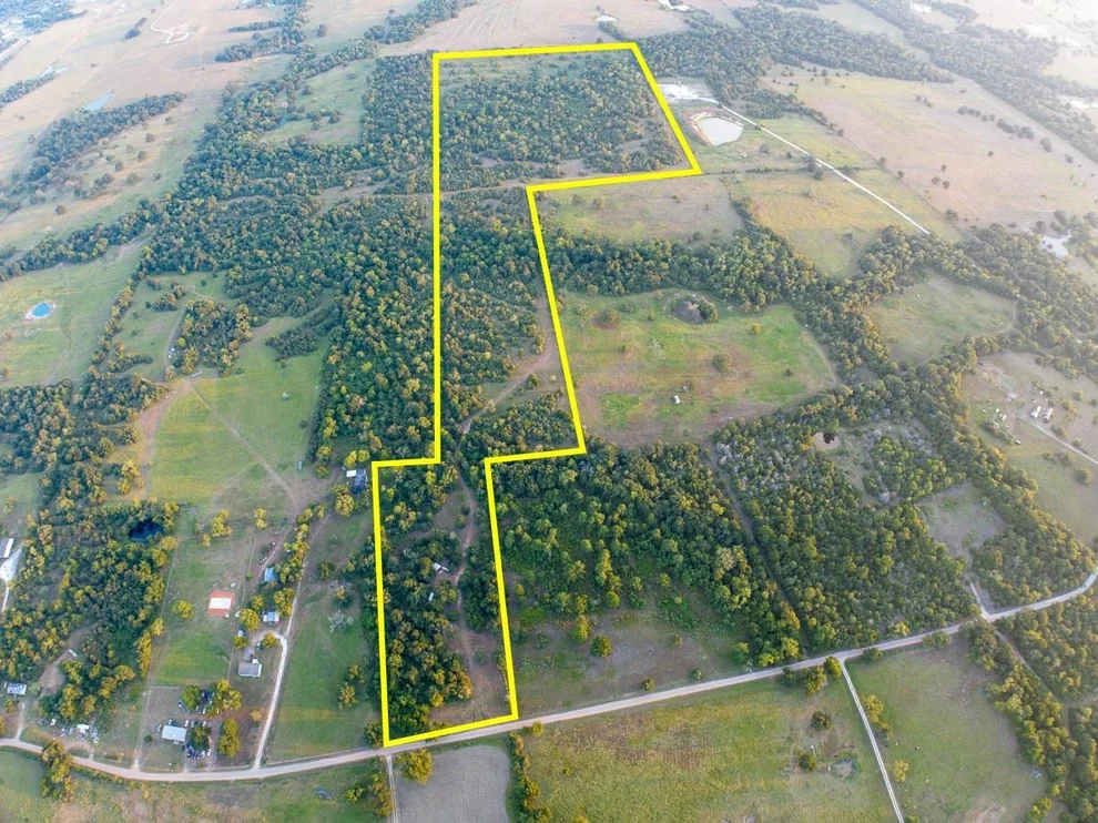 Unit for sale at 000 Burns Road, Midway, TX 75852